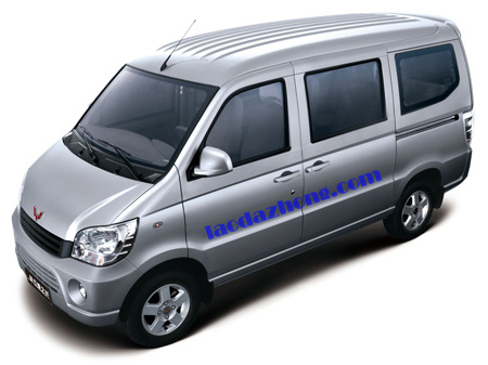 小面包車7座車五菱長(zhǎng)安面包車